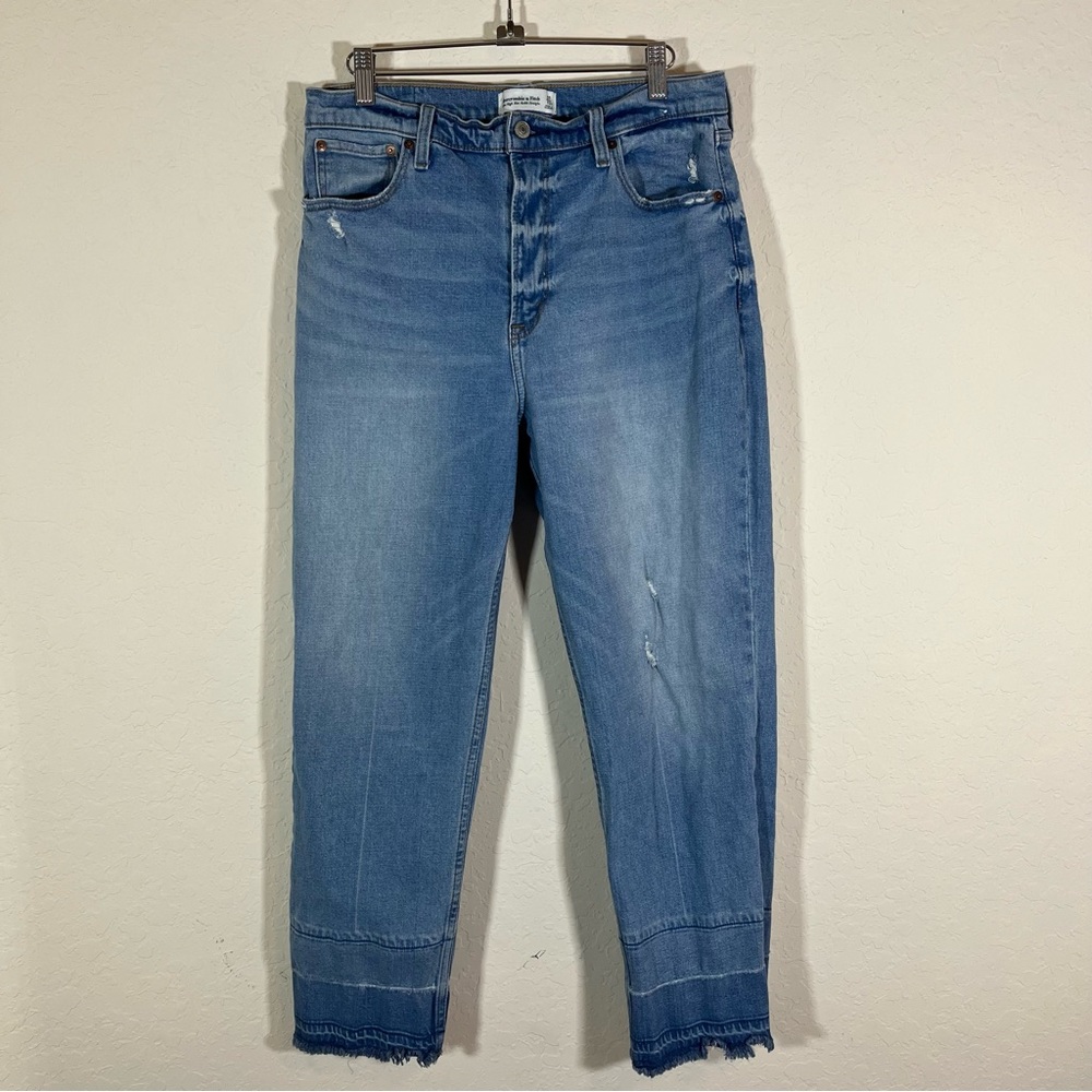 Abercrombie & Fitch Ultra High Rise Ankle Straight Curve Love Jeans Size 12 / 31 - Picture 2 of 11